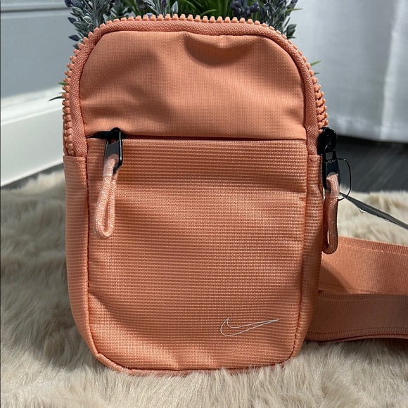 Nike Coral Crossbody Bag - Picture 3 of 6